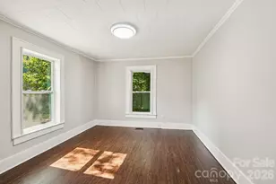 911 Elm St, Kannapolis, NC 28081 - Photo 11