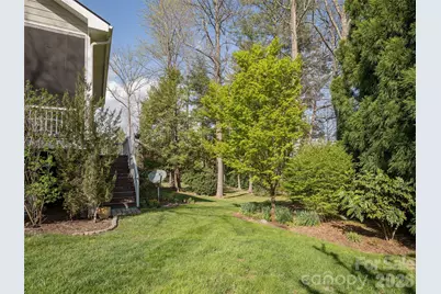 83 Towne Place Drive, Hendersonville, NC 28792 - Photo 43