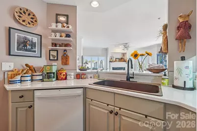 401 N Church Street #408, Charlotte, NC 28202 - Photo 17