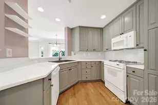 401 N Church St, Charlotte, NC 28202 - Photo 13