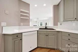 401 N Church St, Charlotte, NC 28202 - Photo 15