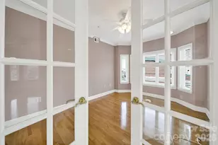 401 N Church St, Charlotte, NC 28202 - Photo 17