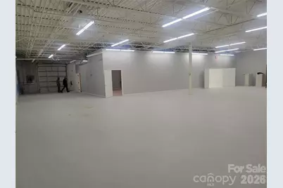 731 Main Avenue SW, Hickory, NC 28602 - Photo 9