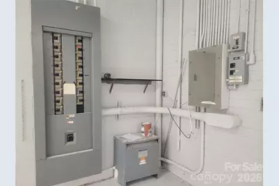 731 Main Avenue SW, Hickory, NC 28602 - Photo 7