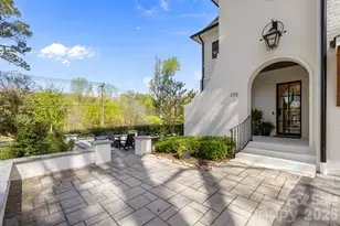 372 Hillside Ave, Charlotte, NC 28209 - Photo 3