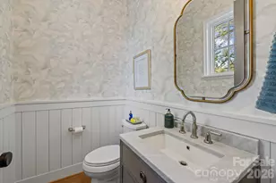 372 Hillside Ave, Charlotte, NC 28209 - Photo 21