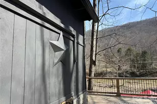 88 Mountain Farm Rd, Burnsville, NC 28714 - Photo 5