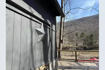 88 Mountain Farm Road, Burnsville, NC 28714 - Photo 3