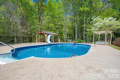 4703 N Nc 16 Business Highway, Denver, NC 28037 - Photo 5