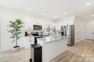 1928 46th Ave Dr NE, Hickory, NC 28601 - Photo 9