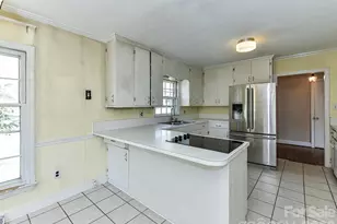 556 Eastway St, Davidson, NC 28036 - Photo 11