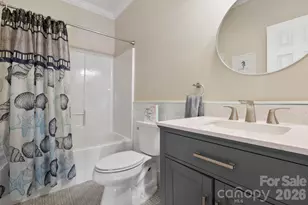 10 Eagle Dr, Hendersonville, NC 28792 - Photo 15