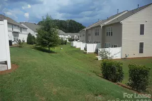 6538 Portland Rose Ln, Charlotte, NC 28210 - Photo 9