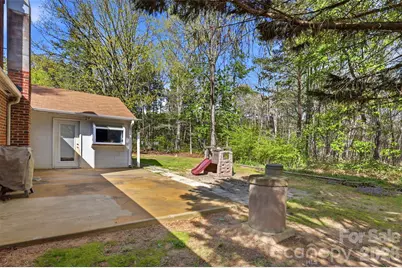 2670 N Olivers Road, Newton, NC 28658 - Photo 23