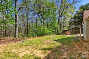2670 N Olivers Rd, Newton, NC 28658 - Photo 27