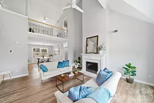 10218 Rougemont Ln, Charlotte, NC 28277 - Photo 13