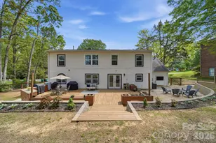 10218 Rougemont Ln, Charlotte, NC 28277 - Photo 9