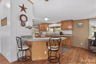 155 Thunderstruck Rdg, Burnsville, NC 28714 - Photo 15