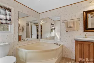 155 Thunderstruck Rdg, Burnsville, NC 28714 - Photo 25