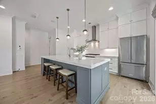 1708 Lombardy Cir, Charlotte, NC 28203 - Photo 7