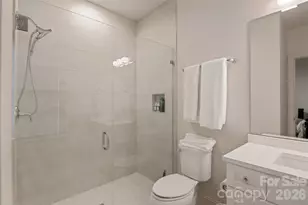 1708 Lombardy Cir, Charlotte, NC 28203 - Photo 23