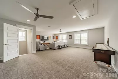 344 Melbourne Court, Charlotte, NC 28209 - Photo 37