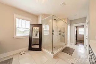 344 Melbourne Ct, Charlotte, NC 28209 - Photo 27