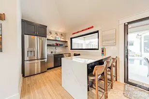 344 Melbourne Ct, Charlotte, NC 28209 - Photo 9