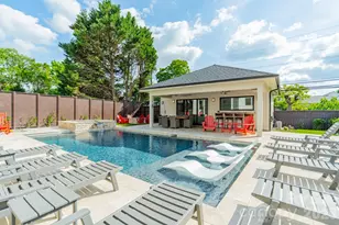 344 Melbourne Ct, Charlotte, NC 28209 - Photo 17