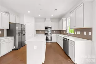 1072 Willow Bend Dr, Fort Mill, SC 29708 - Photo 11