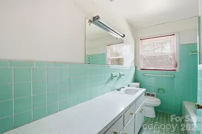 3029 Cresthill Drive, Charlotte, NC 28212 - Photo 17