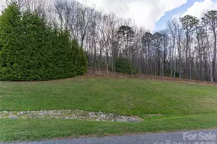 340 Grand Oaks Dr, Hendersonville, NC 28792 - Photo 1