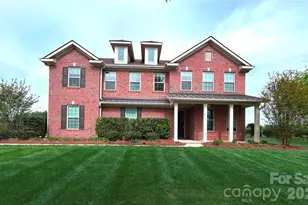 213 Candella Dr, Matthews, NC 28104 - Photo 1