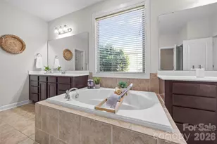 213 Candella Dr, Matthews, NC 28104 - Photo 25