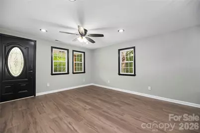 1705 E Cloaninger Avenue, Statesville, NC 28625 - Photo 7