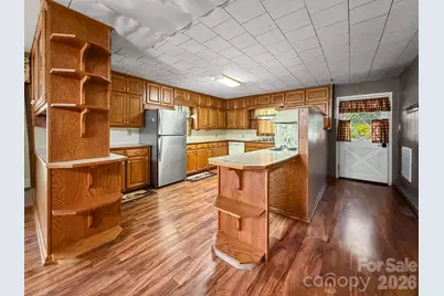 1401 E Union Street, Morganton, NC 28655 - Photo 15