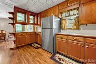 1401 E Union St, Morganton, NC 28655 - Photo 13