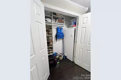 19905 Henderson Road #C, Cornelius, NC 28031 - Photo 15