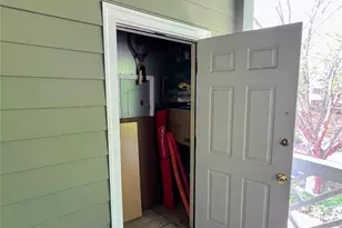 19905 Henderson Rd, Cornelius, NC 28031 - Photo 25