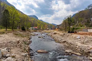 306 Southside Dr, Chimney Rock, NC 28720 - Photo 5