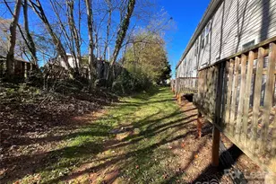 1520 N Main Ave, Newton, NC 28658 - Photo 3