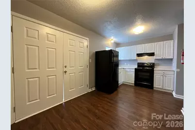 1520 N Main Avenue #17, Newton, NC 28658 - Photo 9