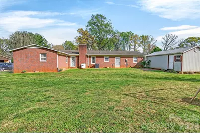 821 Woods Drive, Statesville, NC 28677 - Photo 17