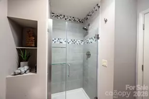 118 Cloverleaf Ln, Asheville, NC 28803 - Photo 11