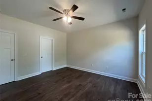 403 E 21st St, Kannapolis, NC 28083 - Photo 11