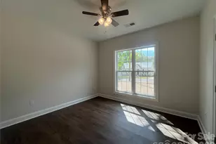 403 E 21st St, Kannapolis, NC 28083 - Photo 27