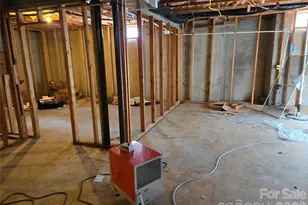 11942 Chevis Ct, Charlotte, NC 28277 - Photo 27