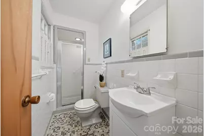 35 32nd Avenue NW, Hickory, NC 28601 - Photo 21