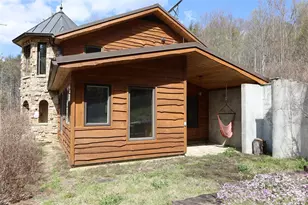 1422 Middle Fork Rd, Hendersonville, NC 28792 - Photo 41