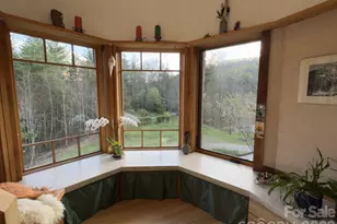 1422 Middle Fork Rd, Hendersonville, NC 28792 - Photo 23